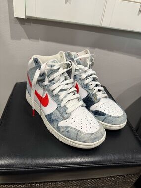 Nike High-Top Sneakers in White, Light Blue Denim & Red